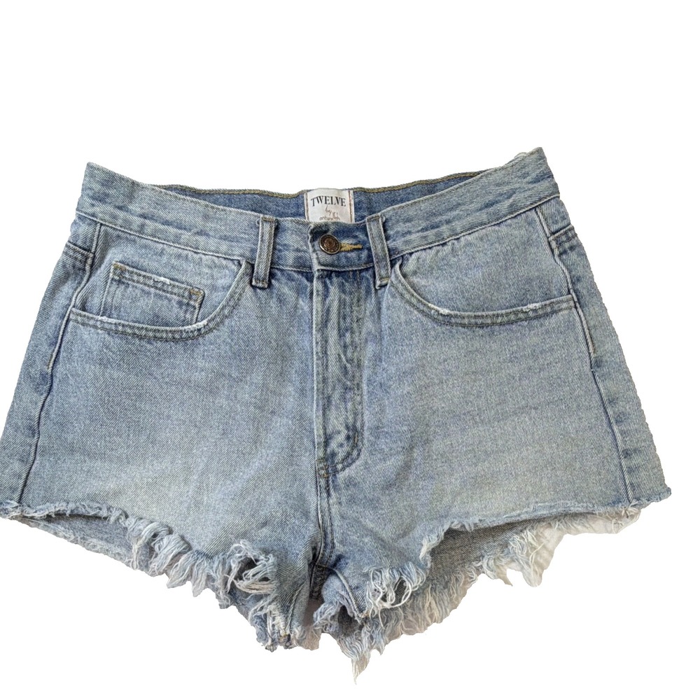 Twelve by Ontwelfth Women's High Rise Light Wash Denim Cut-Off Shorts 27 2.5"